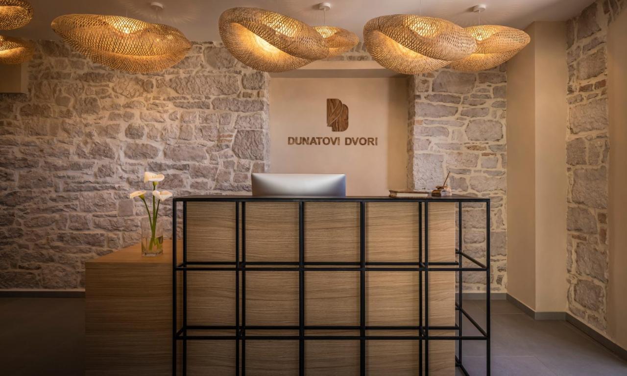 Dunatovi Dvori Heritage Hotel プレコ エクステリア 写真