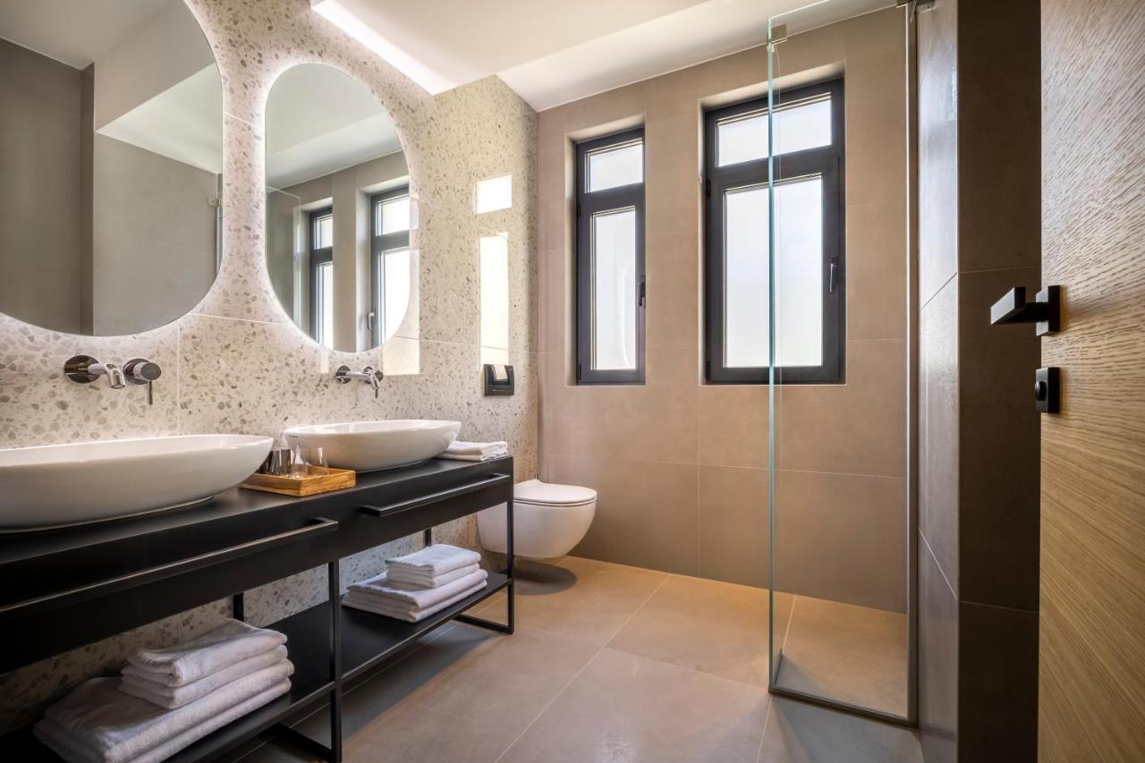 Dunatovi Dvori Heritage Hotel プレコ エクステリア 写真
